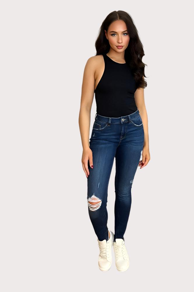 Medium blue jeans store outfit