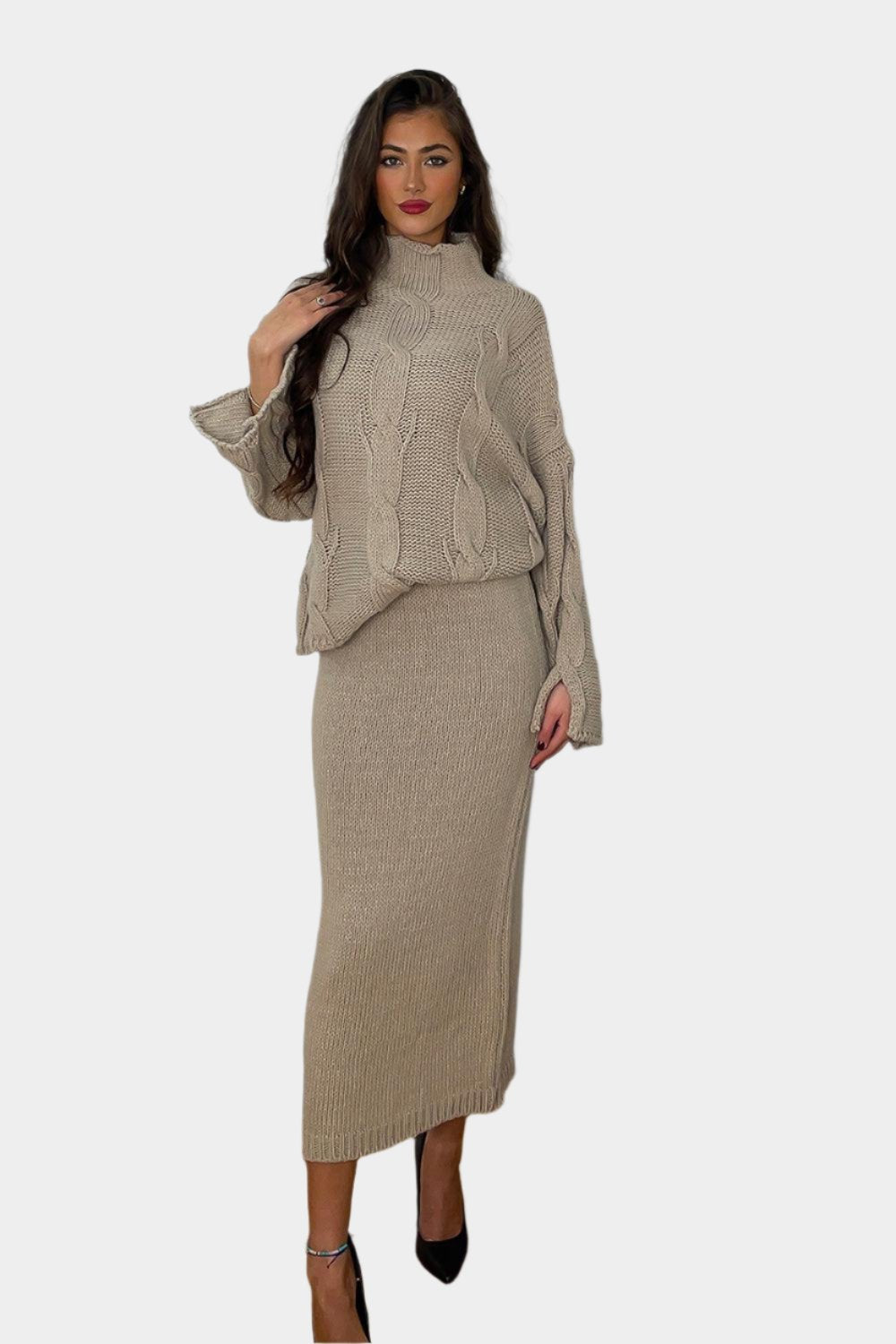 Knitted midi store skirt and jumper