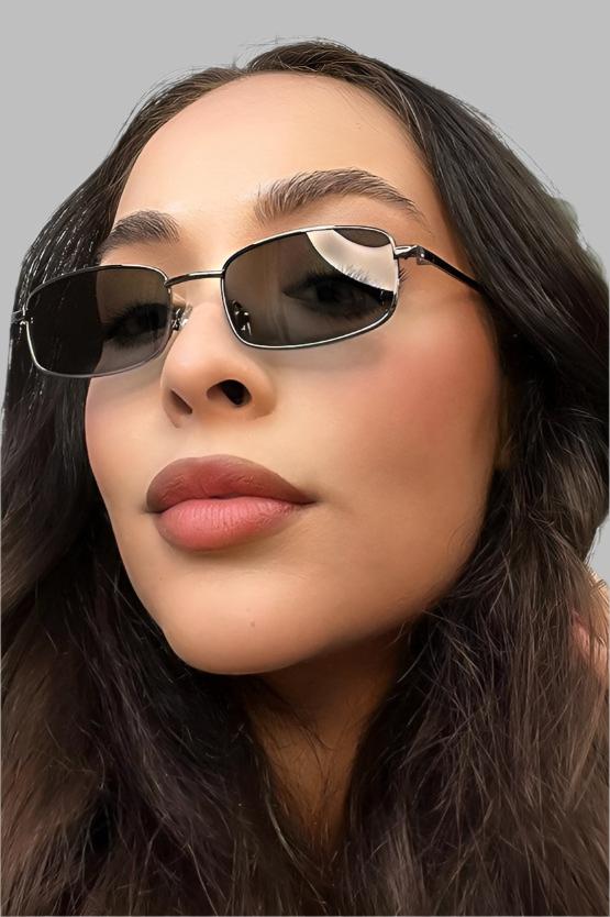 Medium Square Metal Frame Sunglasses-SinglePrice