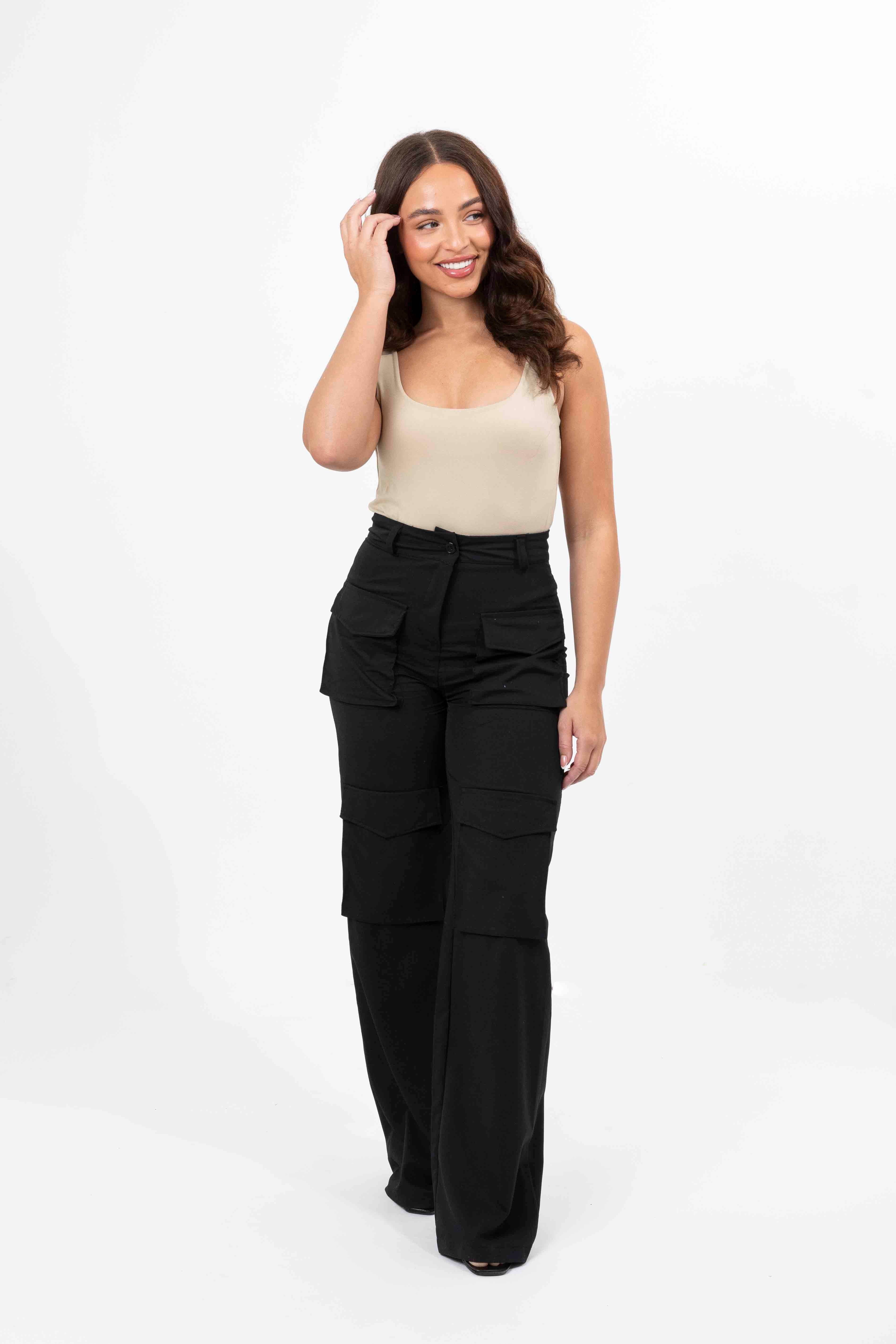 Wholesale Women's High Rise Large Pocket No Stretch Wide Leg Cargo Trousers (PACK OF 6)