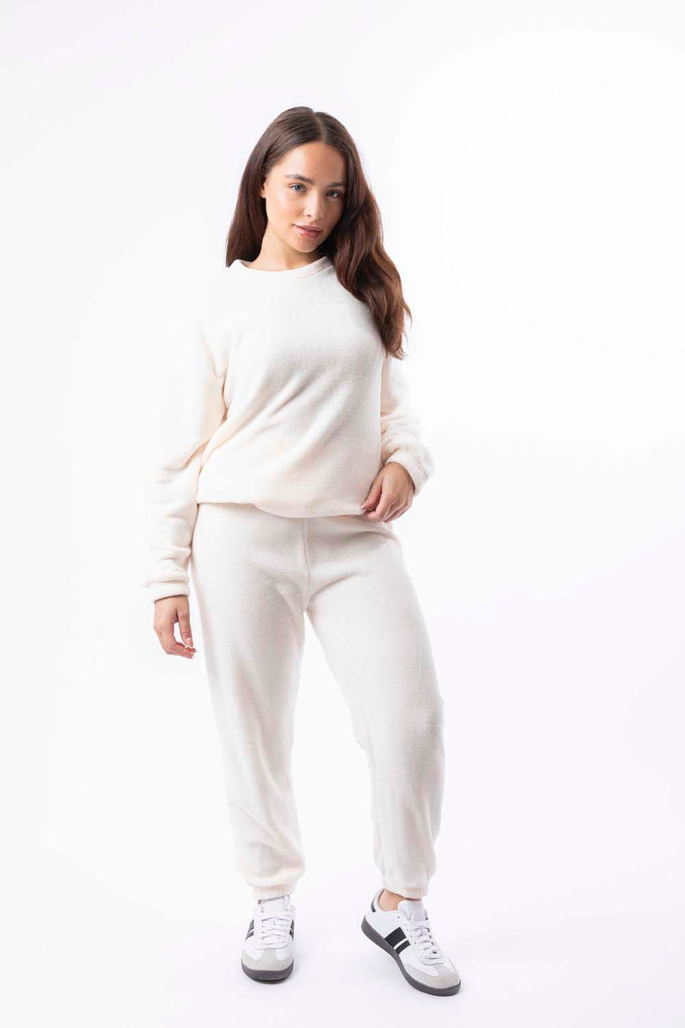 Soft Fleece Crew Neck Elasticated Hem Sweatshirt And Joggers Teddy Lounge Set