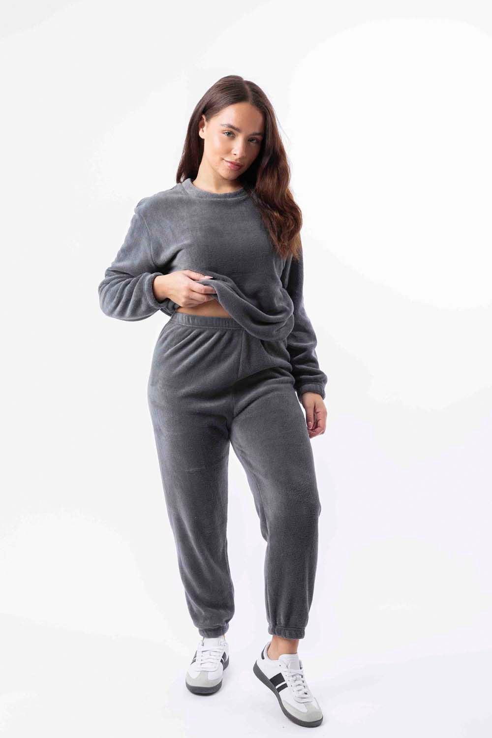 Soft Fleece Crew Neck Elasticated Hem Sweatshirt And Joggers Teddy Lounge Set