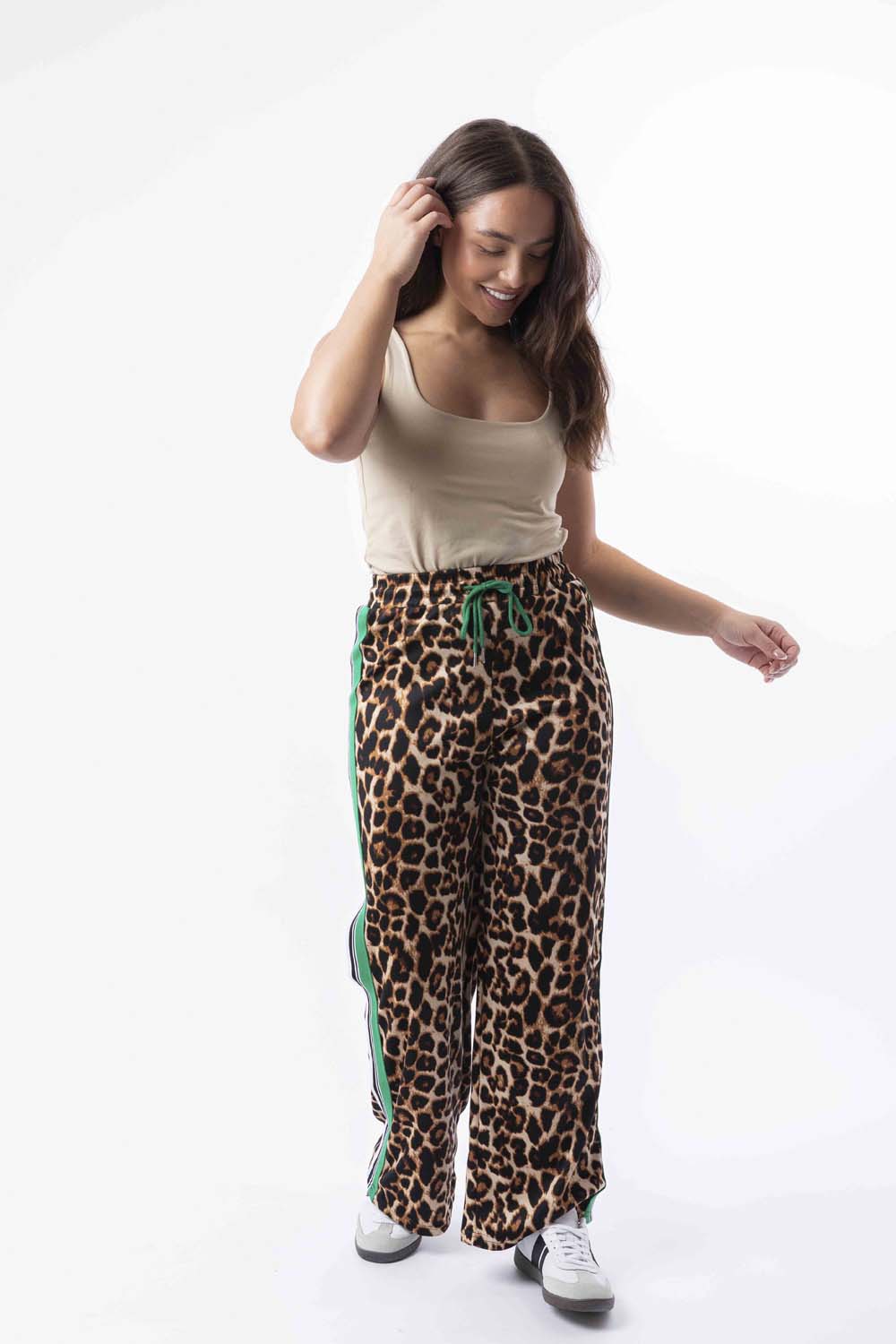 Contrast Panel Drawstring Wide Leg Leopard Print Joggers