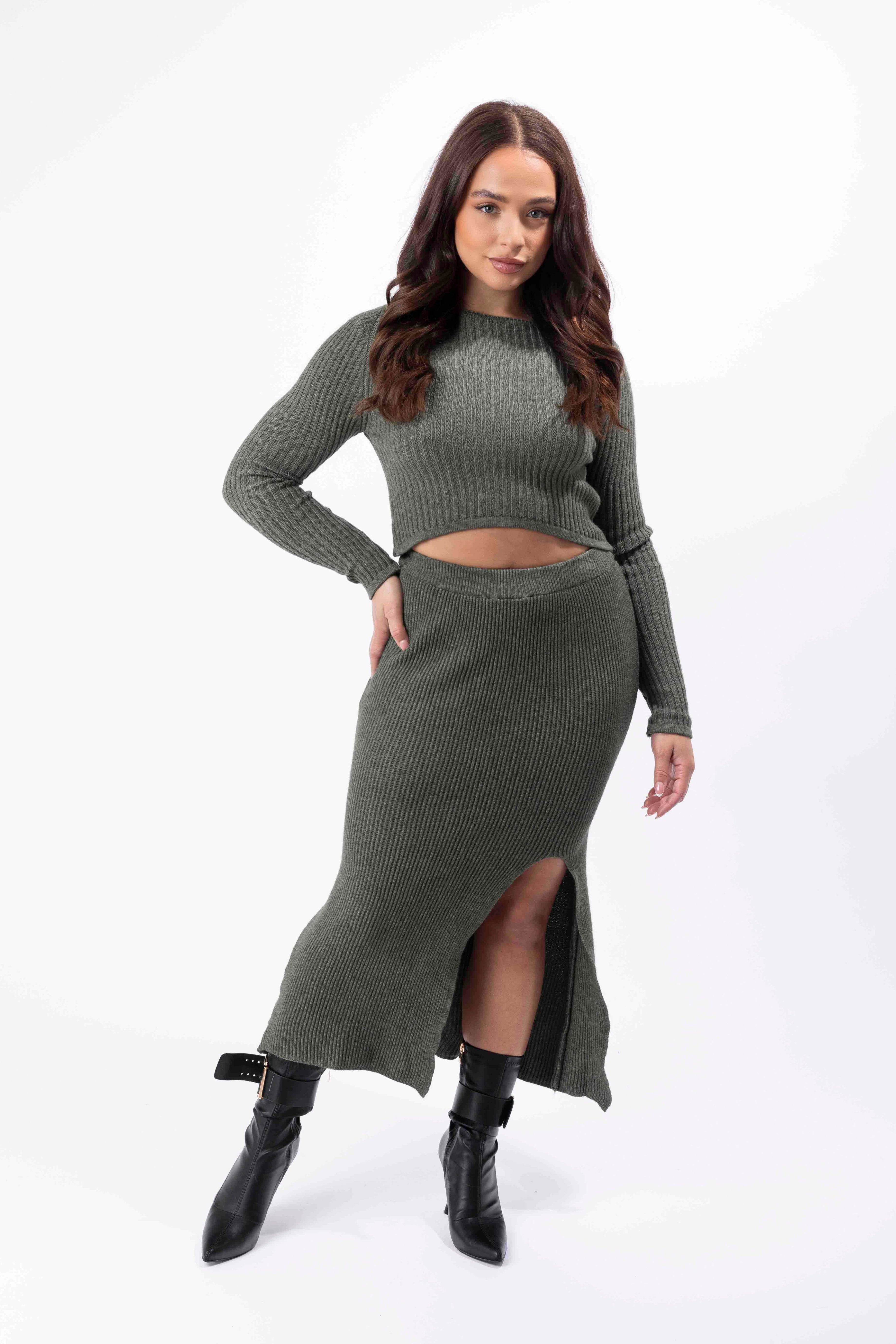 Wholesale Women's Front Split Skirt And Pullover Knitted Set (PACK OF 3)