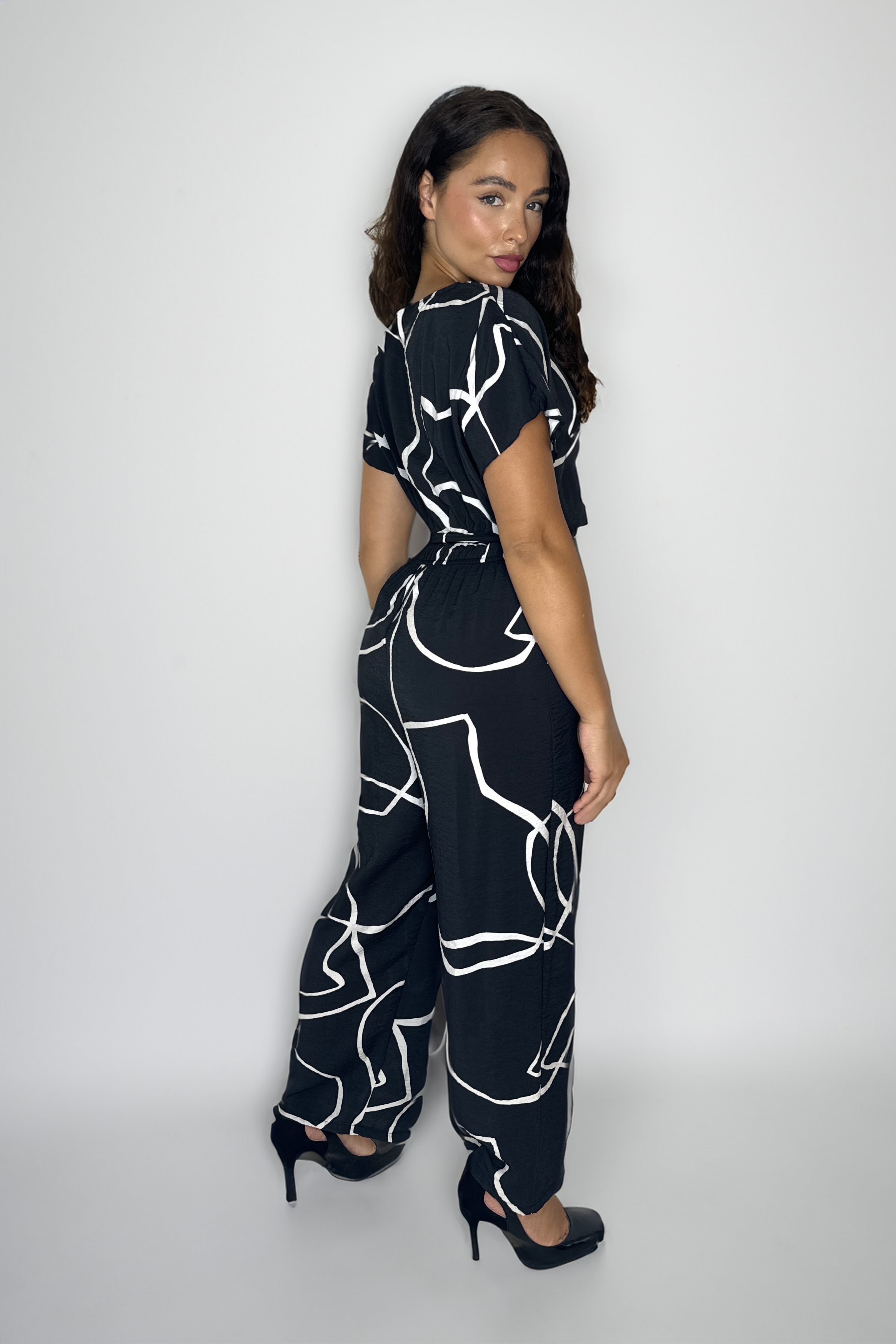 Low-Cut Short Sleeve Tie Waist Straight Leg Viscose Blend All Over Print Jumpsuit-SinglePrice