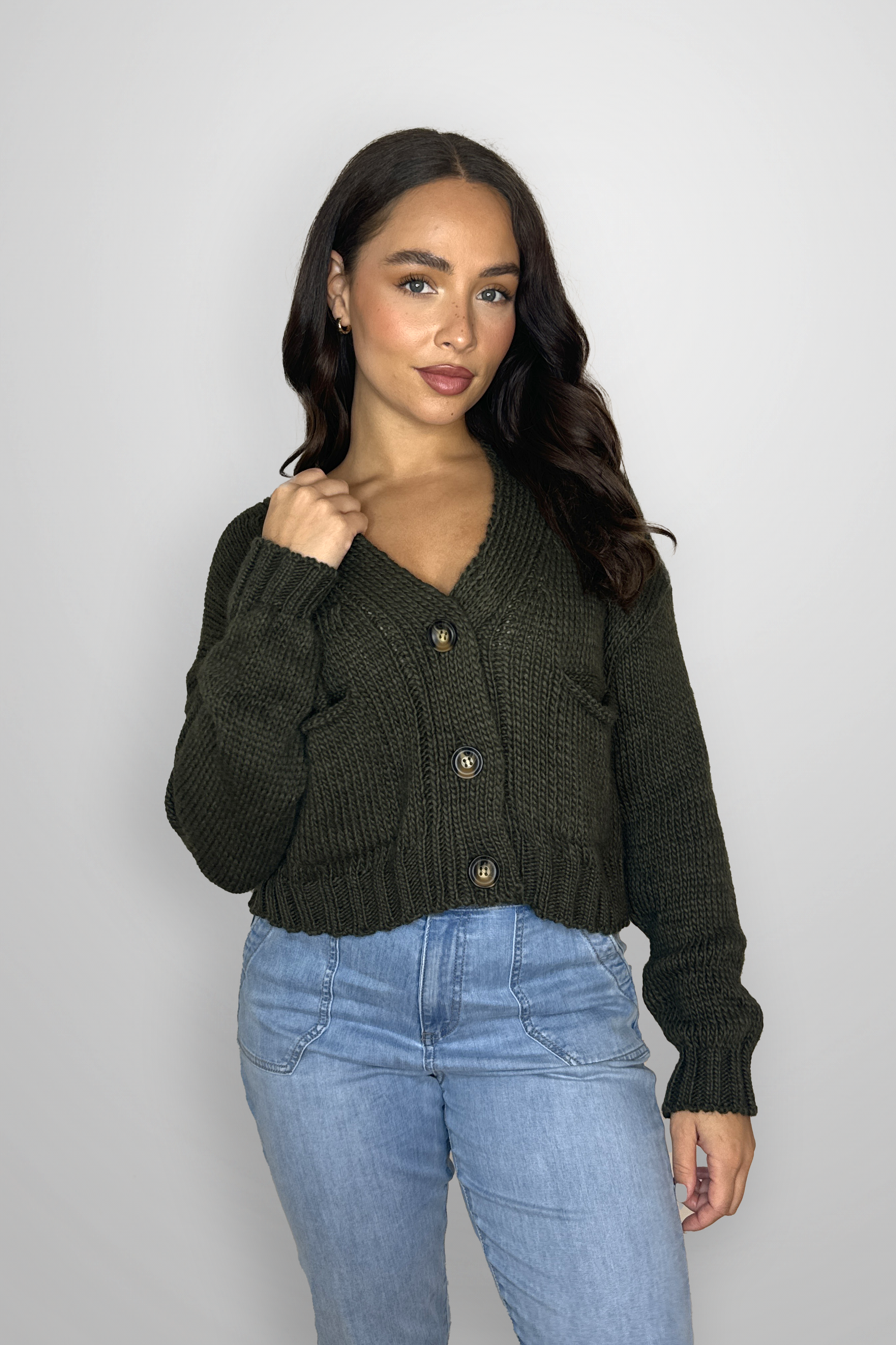 Chunky Knit V-Cut Slouchy Cardigan