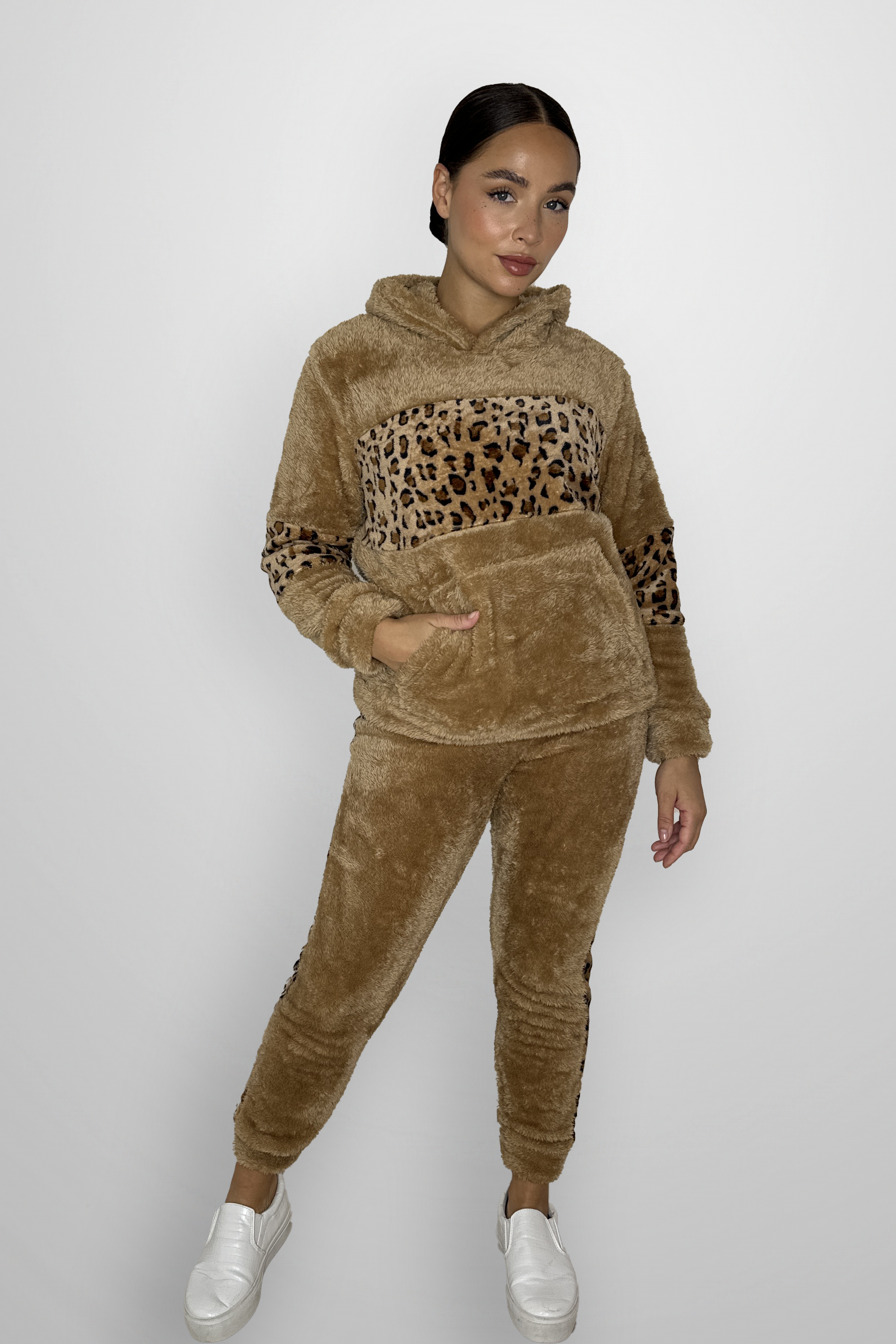 Cozy Leopard Print Color Block Hooded Teddy Bear Loungewear Set