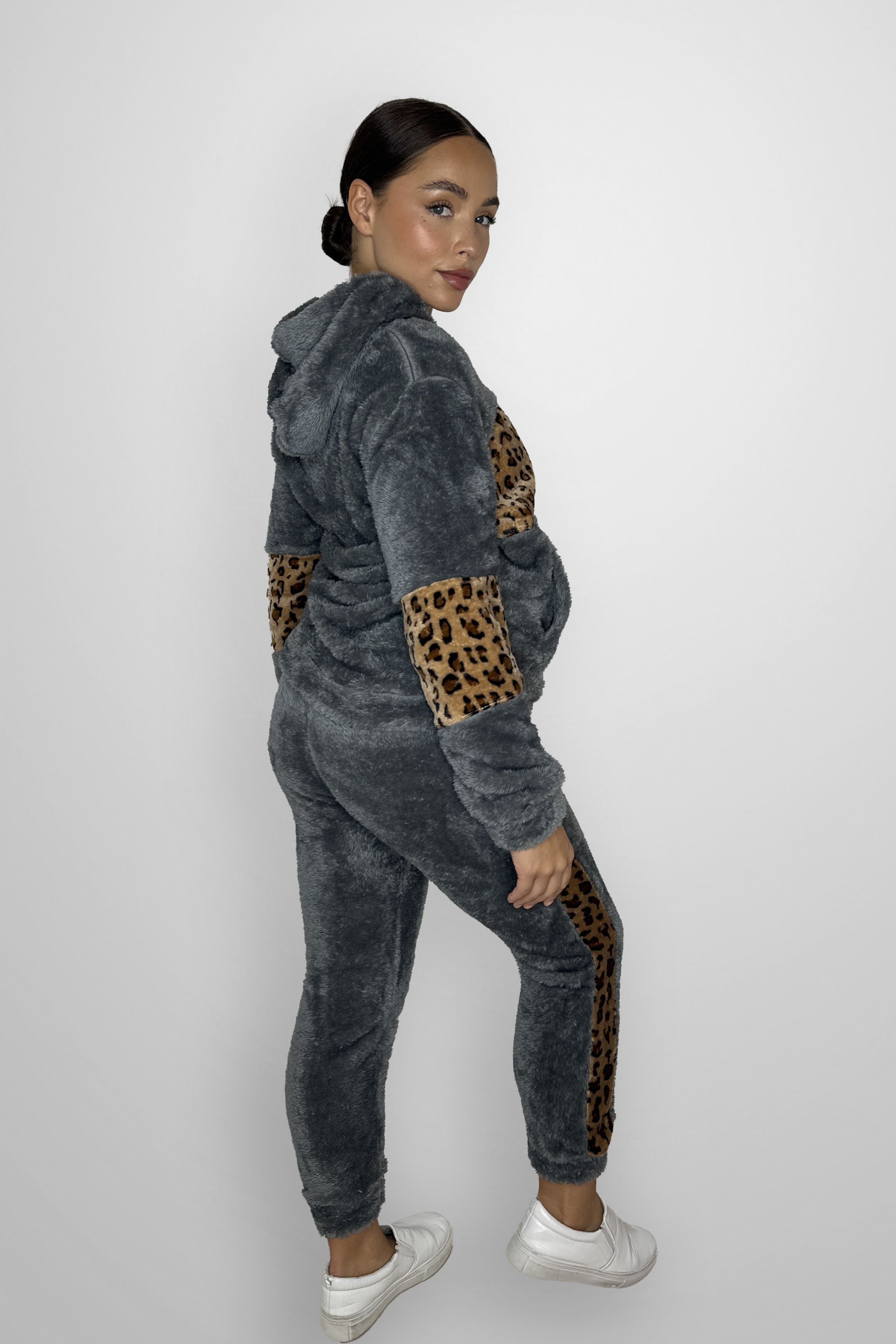 Cozy Leopard Print Color Block Hooded Teddy Bear Loungewear Set