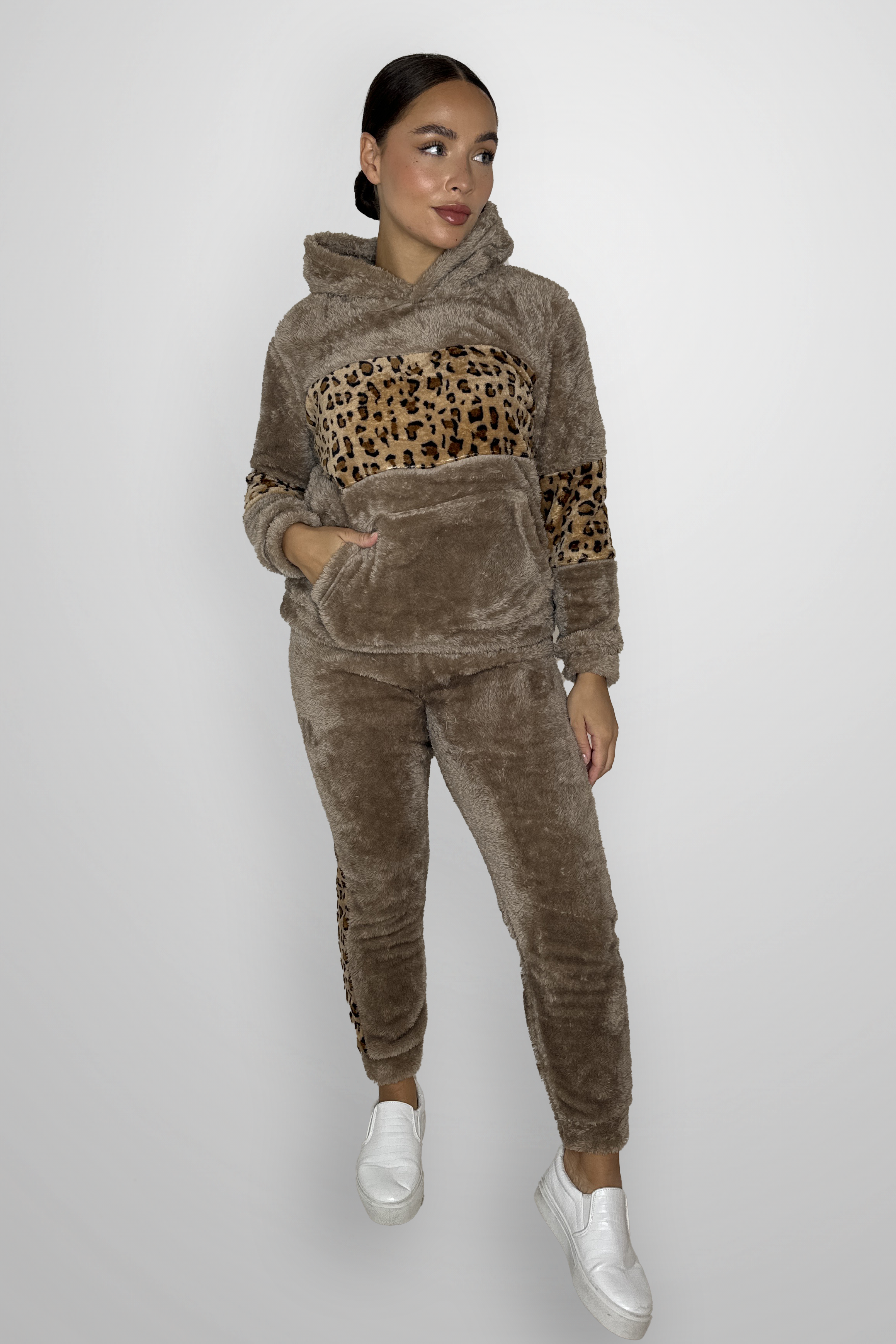 Cozy Leopard Print Color Block Hooded Teddy Bear Loungewear Set