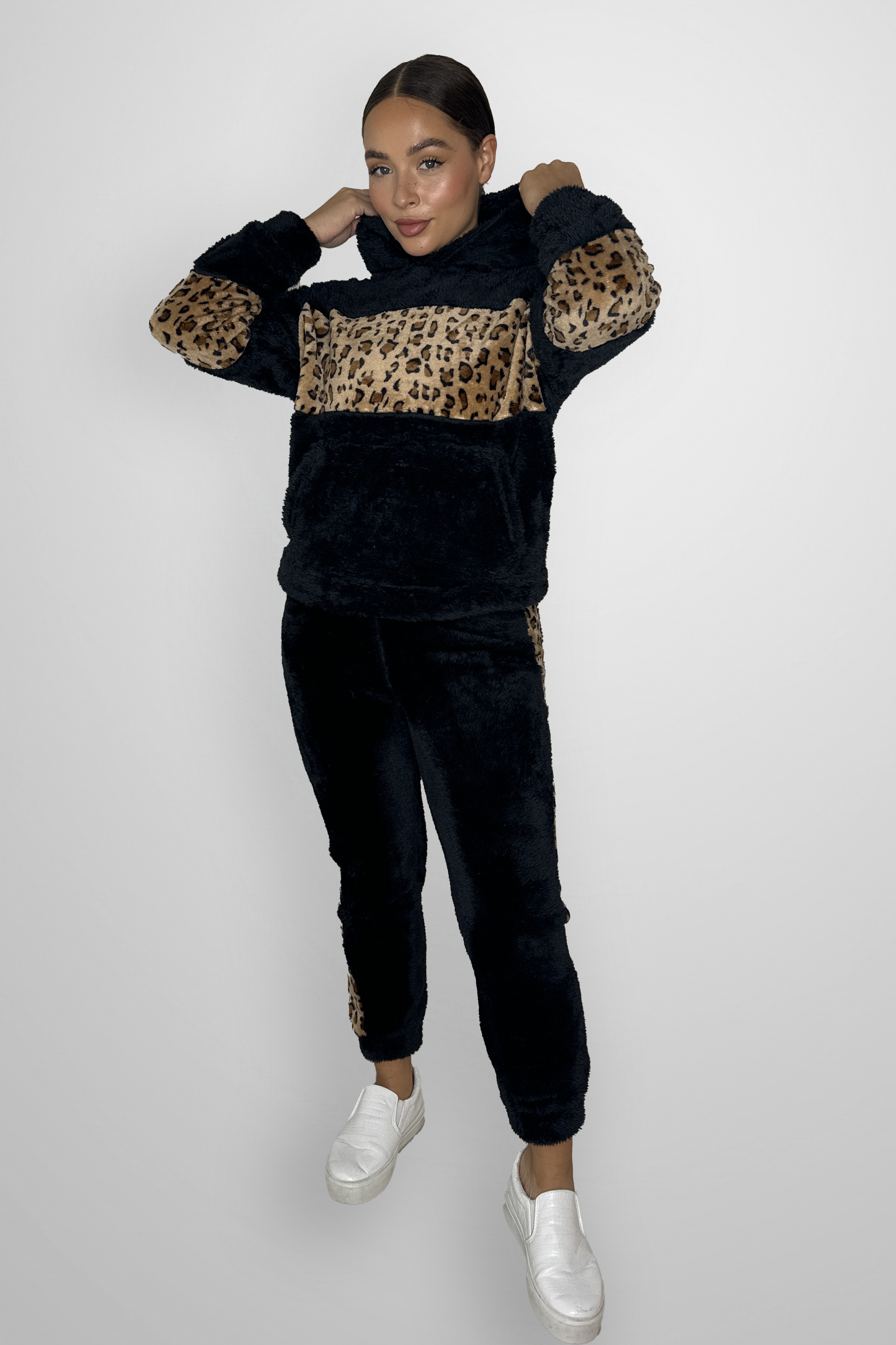 Cozy Leopard Print Color Block Hooded Teddy Bear Loungewear Set