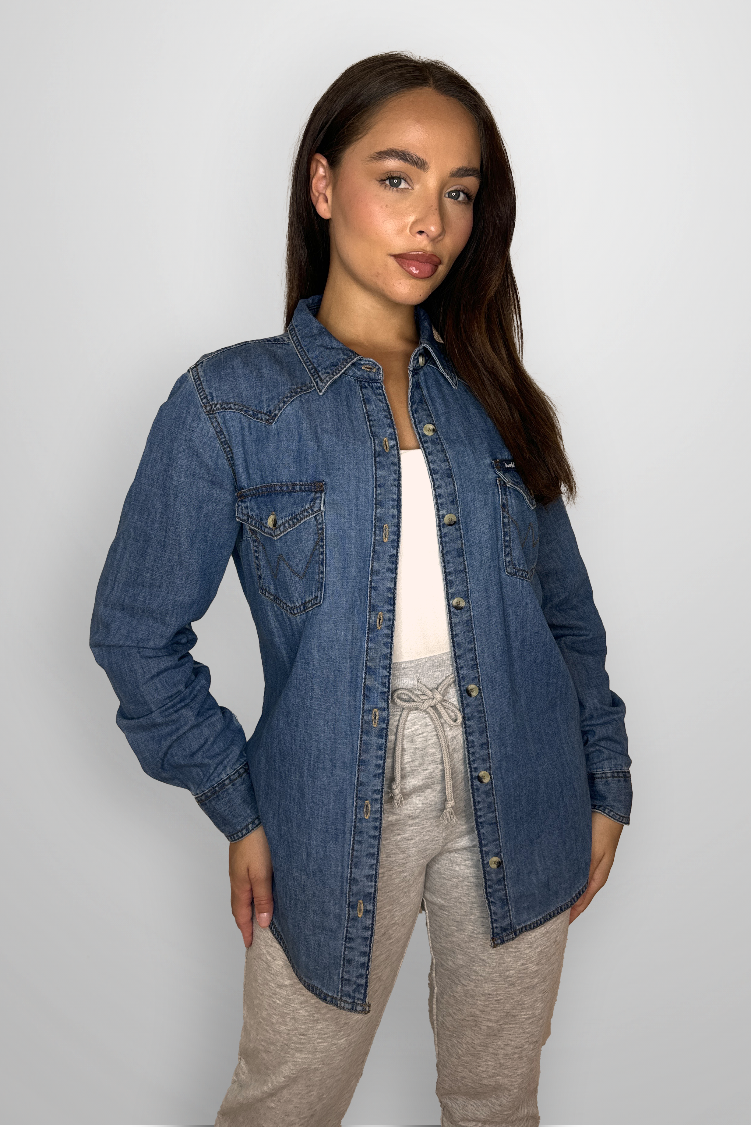 Contrast Stitching Relaxed Fit Classic Denim Shirt-SinglePrice