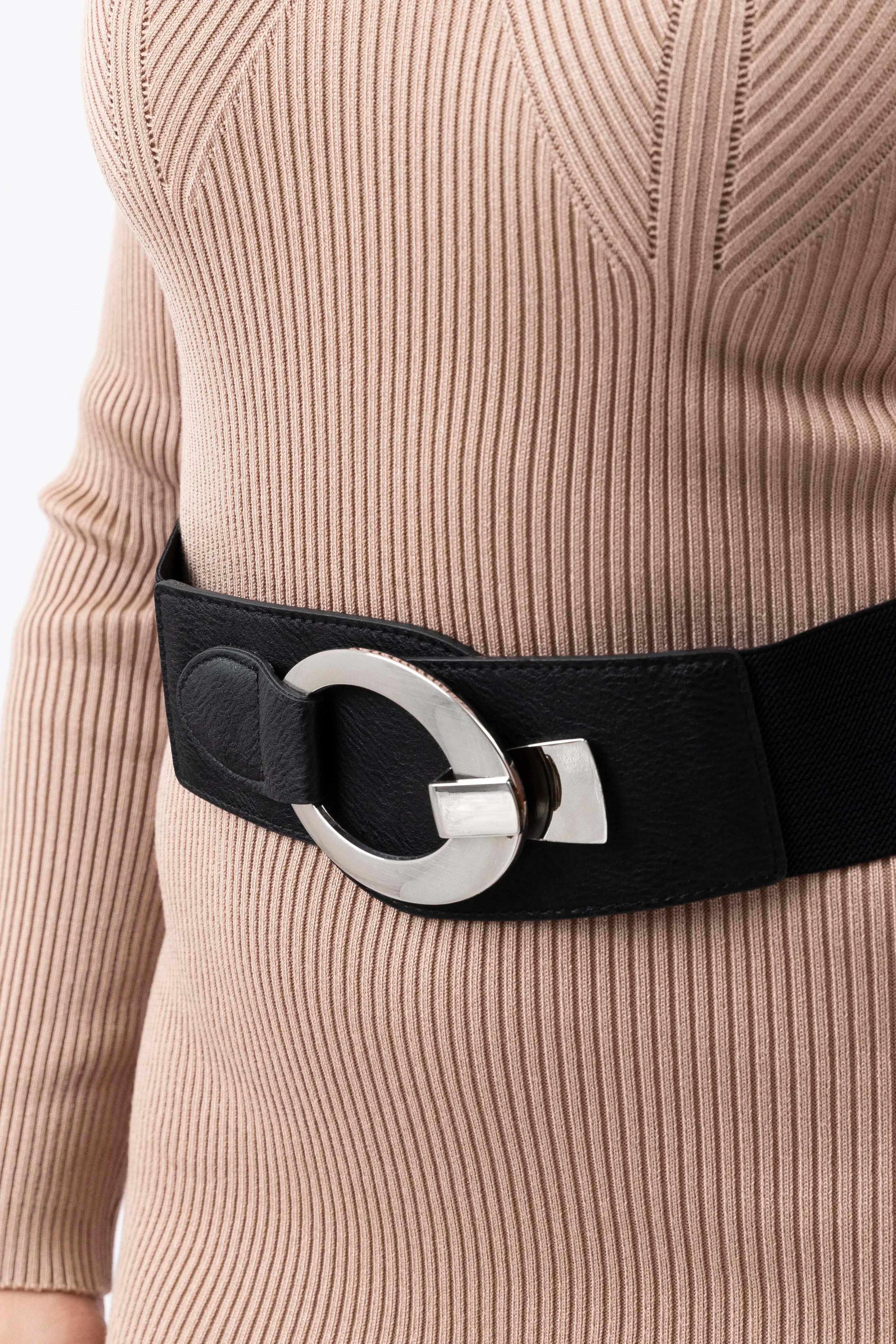 Horseshoe Buckle Elasticated Belt