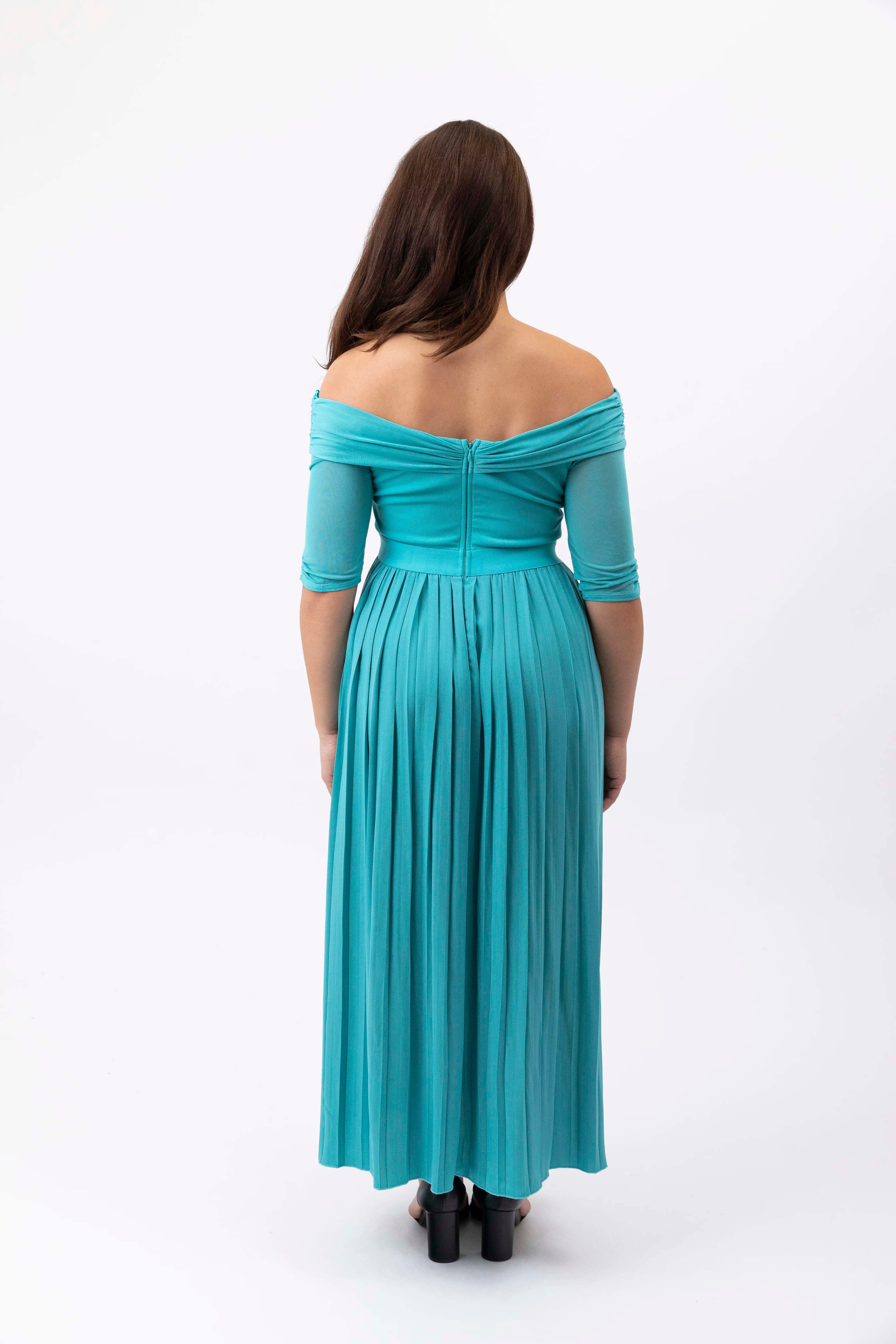 Bardot 3/4 Sleeve Pleated Maxi Dress