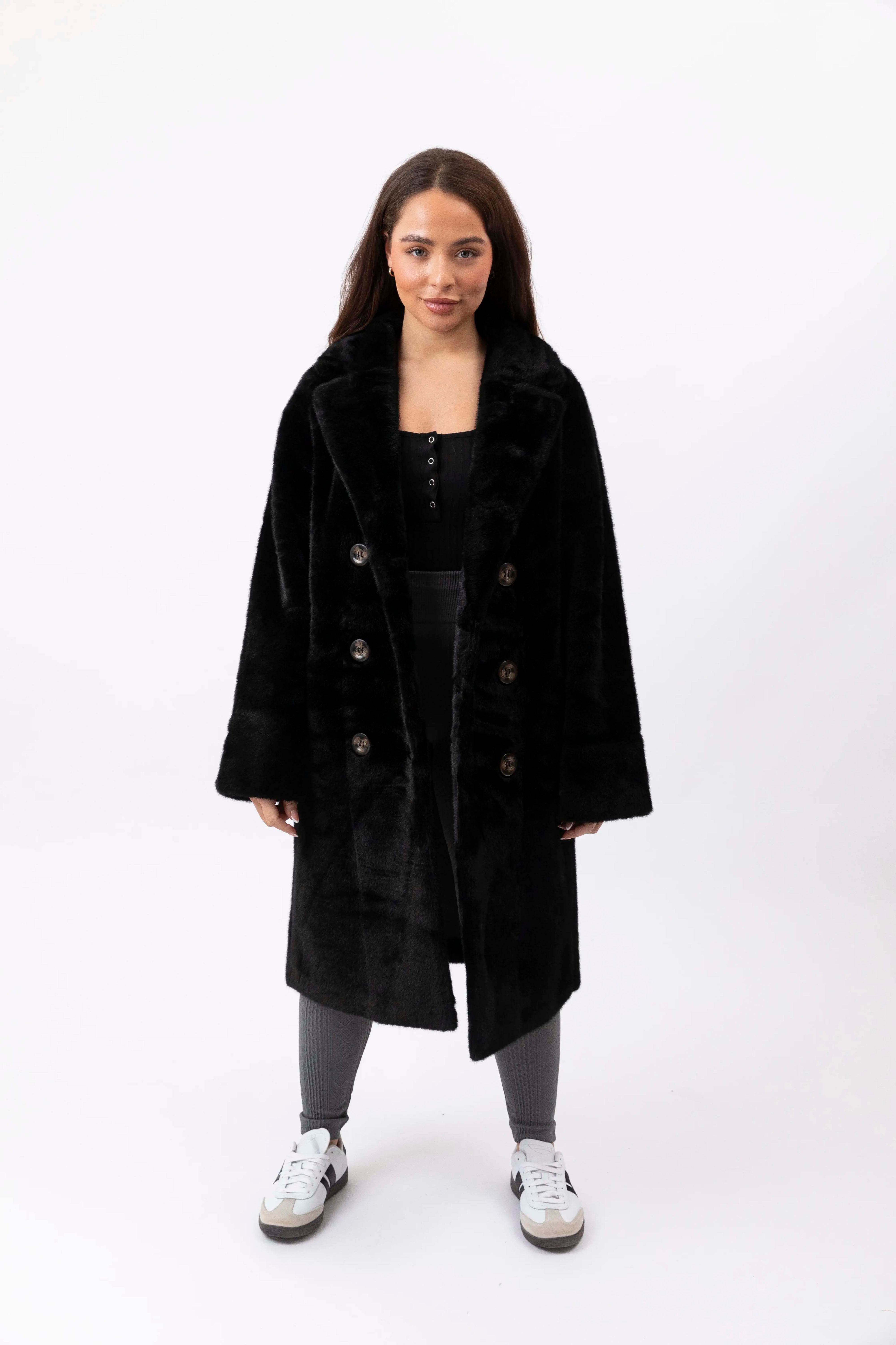 Wholesale Women's Double Breasted Relaxed Fit Faux Fur Teddy Coat (PACK OF 4)