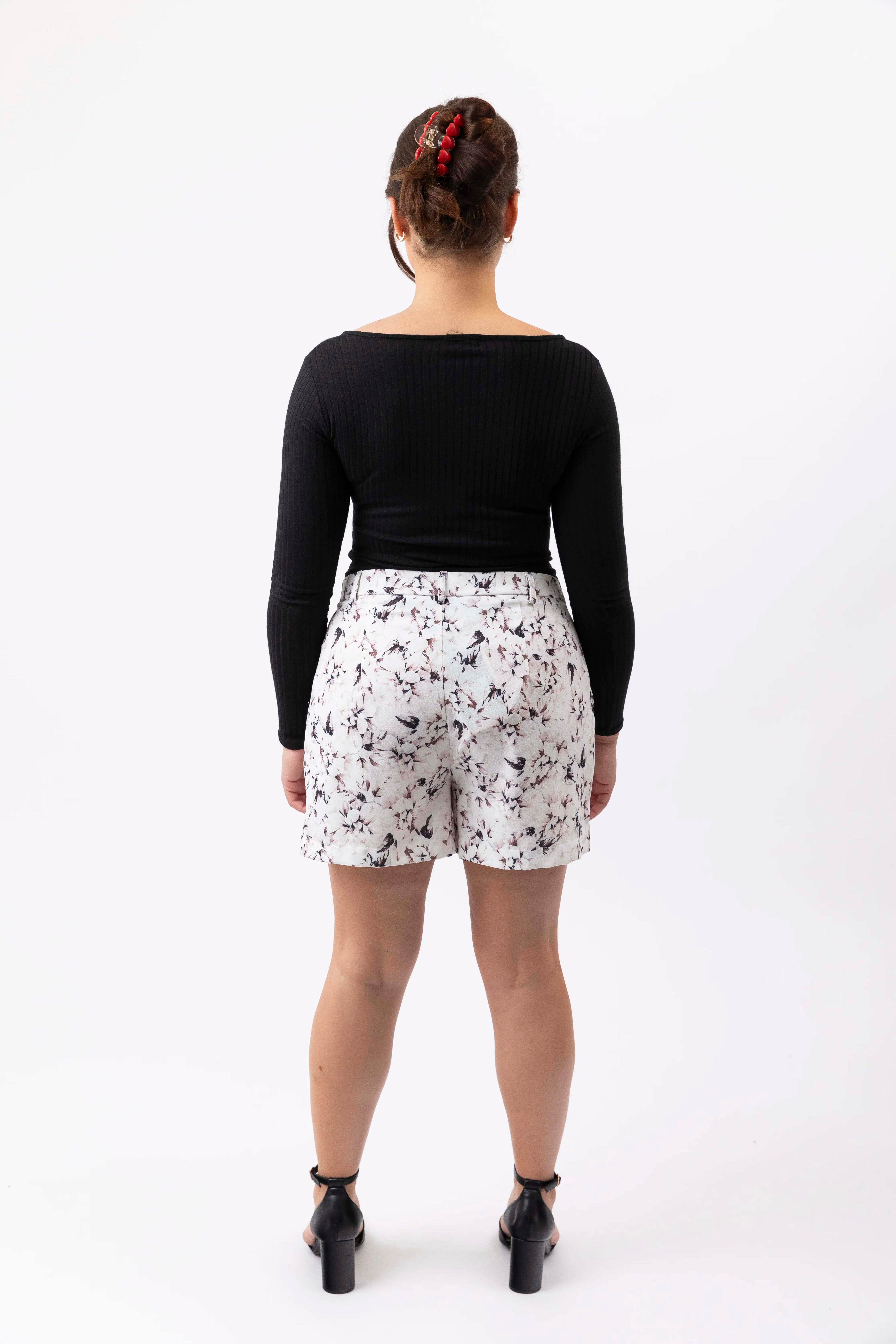 Elegant Floral Print Shorts